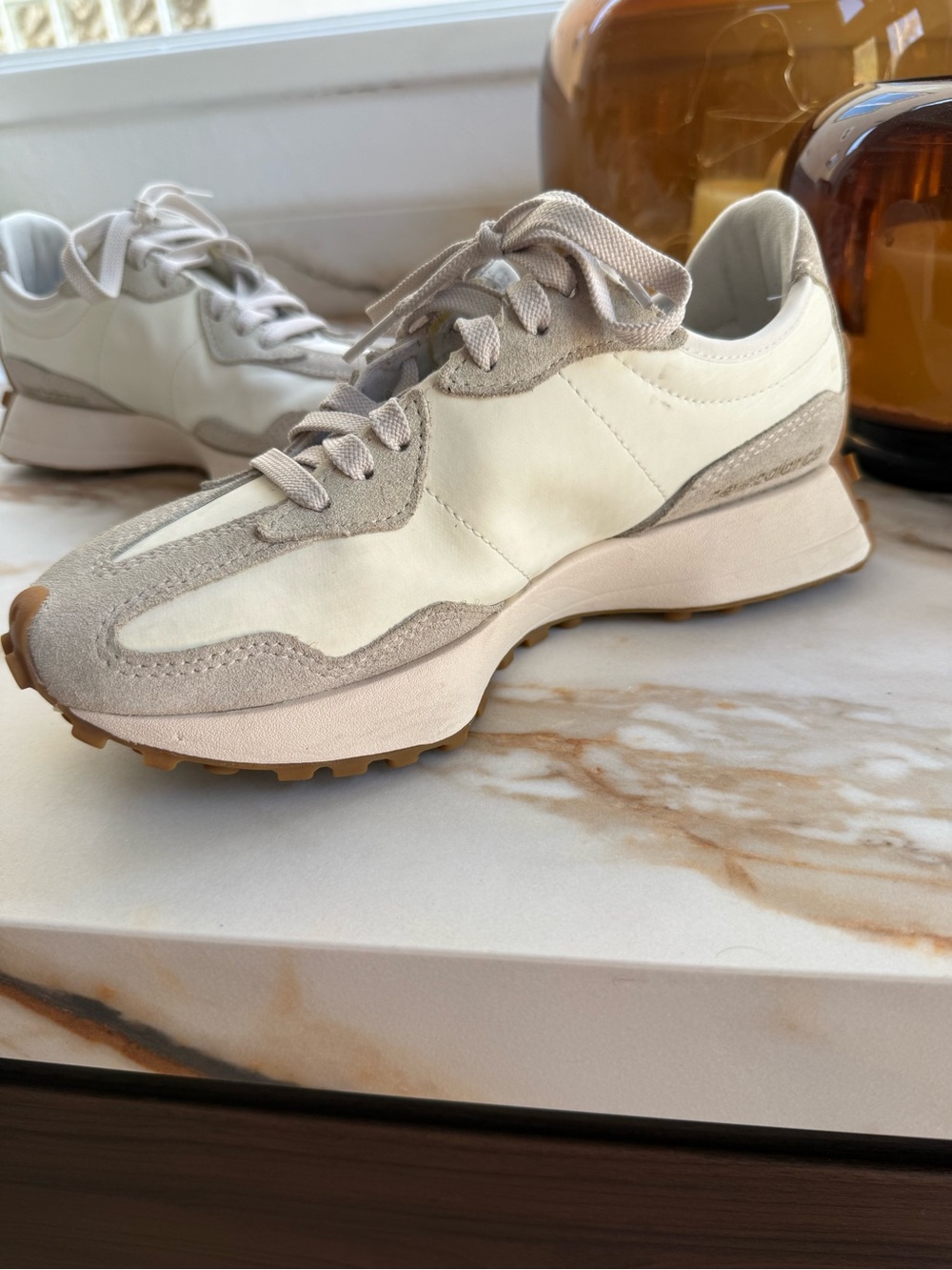 Women's Neutral Beige & Cream Lace-Up Sneakers New Balance 327 - Picture 7 of 7